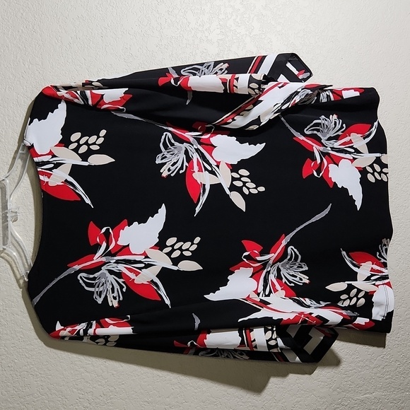 Alfani Blouse Womens Small Top Floral Black White Tan Red Career - Picture 5 of 11